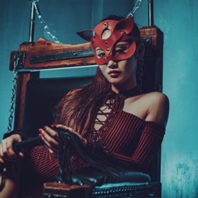 Oblečky a masky k BDSM patří
Oblečky a masky k BDSM patří