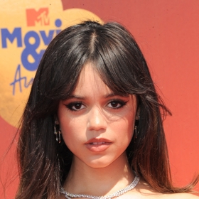 Jenna Ortega je jednou z celebrit, která podlehla kouzlu ofiny
