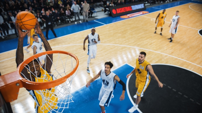 Basketbal patří k velmi oblíbeným sportům
Basketbal patří k velmi oblíbeným sportům
