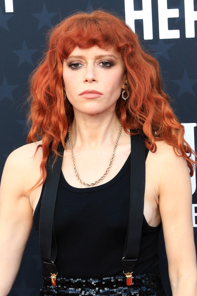 Americká herečka Natasha Lyonne nosí vlasy ležérně upravené
Americká herečka Natasha Lyonne nosí vlasy ležérně upravené