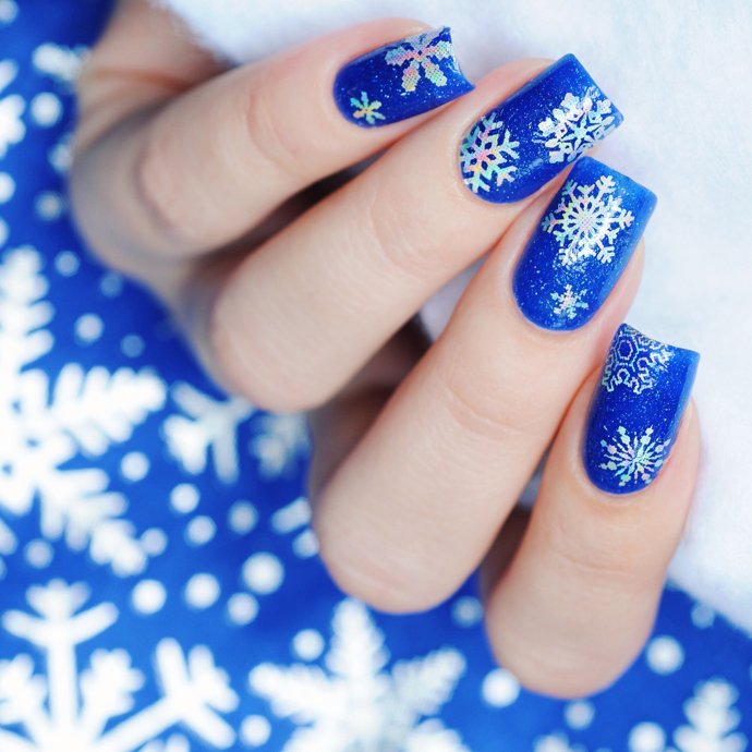 Nail design se zimními motivy Nail design se zimními motivy