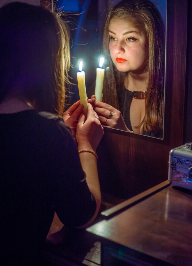 Věštění ze zrcadla Věštění ze zrcadla