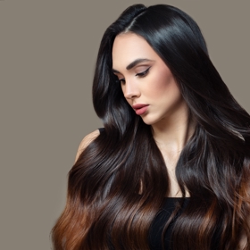 Barvení vlasů ve stylu ombré je opět in
Barvení vlasů ve stylu ombré je opět in