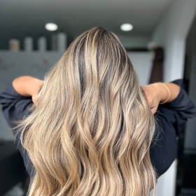Pro Blížence je ideální ombré nebo balayage.
Pro Blížence je ideální ombré nebo balayage.