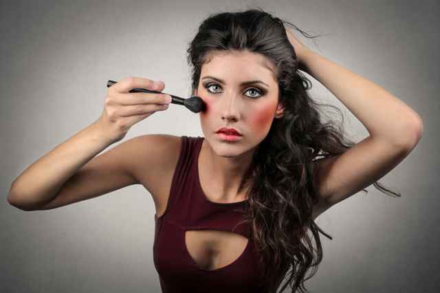 Make-up, který se mužům nelíbí Make-up, který se mužům nelíbí