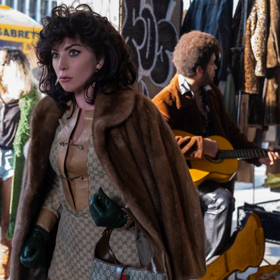 Záběry z filmu Klan Gucci, kde si Patrizii Reggiani zahrála Lady Gaga
Záběry z filmu Klan Gucci, kde si Patrizii Reggiani zahrála Lady Gaga