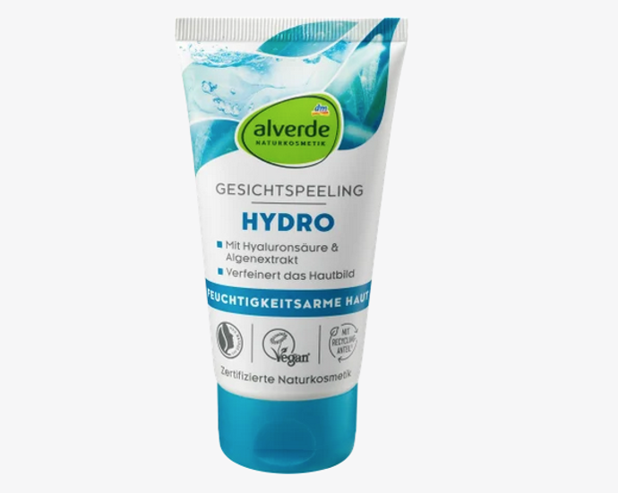 Hydro peeling mořské řasy je vhodný pro potřeby smíšené a normální pleti. Složení s výtažky z aloe vera, kyselinou duo-hyaluronovou a výtažkem z mořských řas zjemní a osvěží vaši pleť. Jemné peelingové částečky z hroznových jadérek v jemné receptuře napomáhají odstranit odumřelé buňky a nečistoty na pleti. 70 Kč
