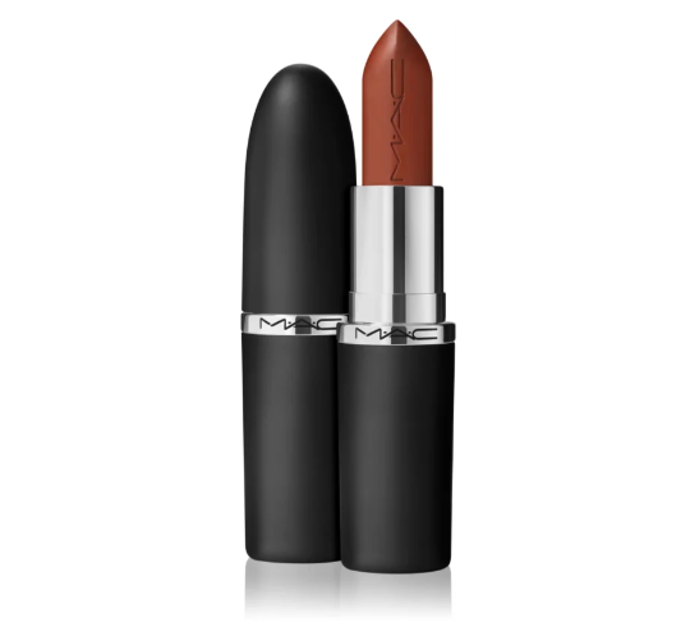Hnědá rtěnka, MAC Cosmetics, 575 Kč
