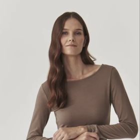 DÁMSKÁ ÚPLETOVÁ HALENKA S OZDOBNÝM ŘASENÍM, karamel, šedá, černá, Tatuum, 899 Kč
DÁMSKÁ ÚPLETOVÁ HALENKA S OZDOBNÝM ŘASENÍM, karamel, šedá, černá, Tatuum, 899 Kč