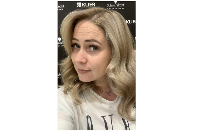 Kateřina Hamplová, vlasová odbornice ze salonu Klier radí, jak pečovat o zralé vlasy
