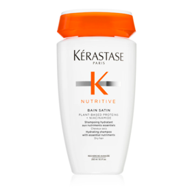 Hydratační šampon, Kérastase, 589 Kč
Hydratační šampon, Kérastase, 589 Kč