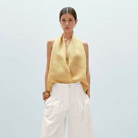 Lněná blůza, Massimo Dutti, 1599 Kč
Lněná blůza, Massimo Dutti, 1599 Kč