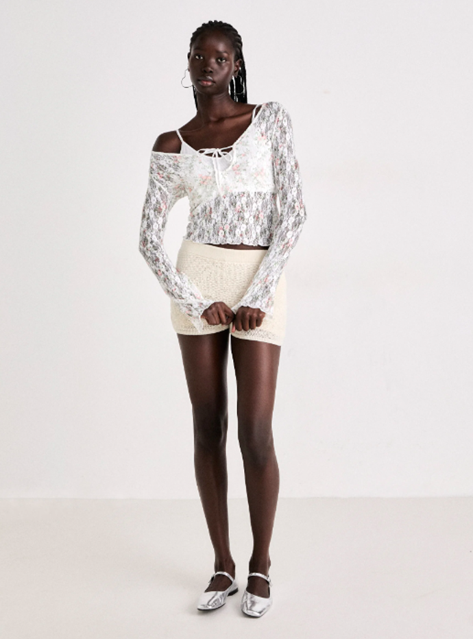 Krajkový top, Gina Tricot, 720 Kč
