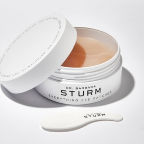 EVERYTHING EYE PATCHES Dr. Barbara Sturm jsou dokonalou inovací pro celé oční okolí a okamžitě hydratují, osvěžují a revitalizují unavené oči a zároveň snižují výskyt tmavých kruhů, otoků, jemných linek a vrásek. 2288 Kč
EVERYTHING EYE PATCHES Dr. Barbara Sturm jsou dokonalou inovací pro celé oční okolí a okamžitě hydratují, osvěžují a revitalizují unavené oči a zároveň snižují výskyt tmavých kruhů, otoků, jemných linek a vrásek. 2288 Kč