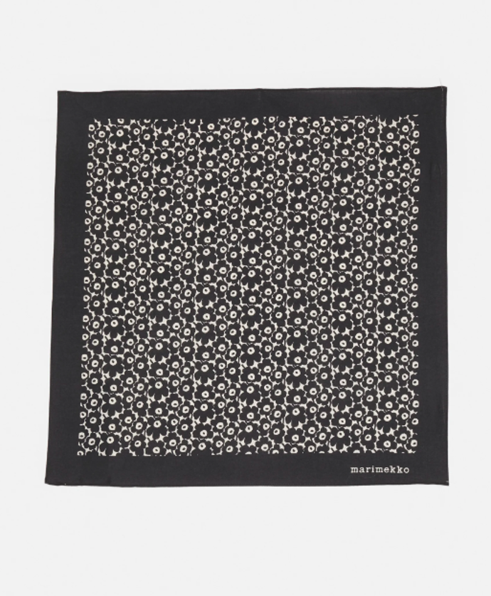 Šátek, Marimekko, 960 Kč
