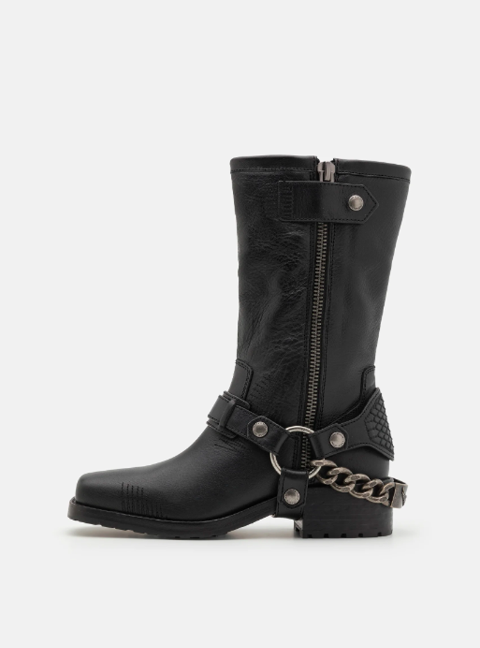 Biker boots, ZADIG & VOLTAIRE, 21600 Kč
