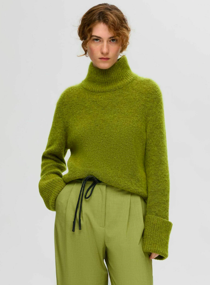 Rolák, Selected Femme, 2400 Kč
Rolák, Selected Femme, 2400 Kč