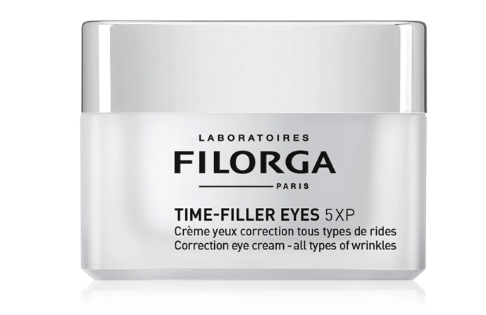 Oční krém proti vráskám a tmavým kruhům, TIME-FILLER EYES 5X, Filorga, 1119 Kč

Citlivá pleť v oblasti očního okolí je nejvíce náchylná k viditelným projevům stárnutí. Oční krém Filorga Time-Filler Eyes 5 XP Correction Eye Cream působí hned proti třem viditelným známkám stárnutí pleti – vyhlazuje vrásky, působí proti ochabování horních víček a redukuje tmavé kruhy pod očima.
