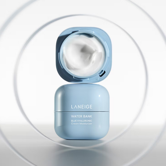 intenzivně hydratující krém Laneige Water Bank Cream Moisturizer vám přinese komfort a hydrataci po celý den i noc. Hydratuje a posiluje kožní bariéru. 515 Kč
intenzivně hydratující krém Laneige Water Bank Cream Moisturizer vám přinese komfort a hydrataci po celý den i noc. Hydratuje a posiluje kožní bariéru. 515 Kč