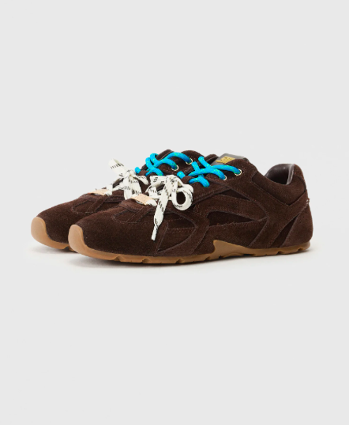 Tenisky, Steve Madden, 3200 Kč
Tenisky, Steve Madden, 3200 Kč