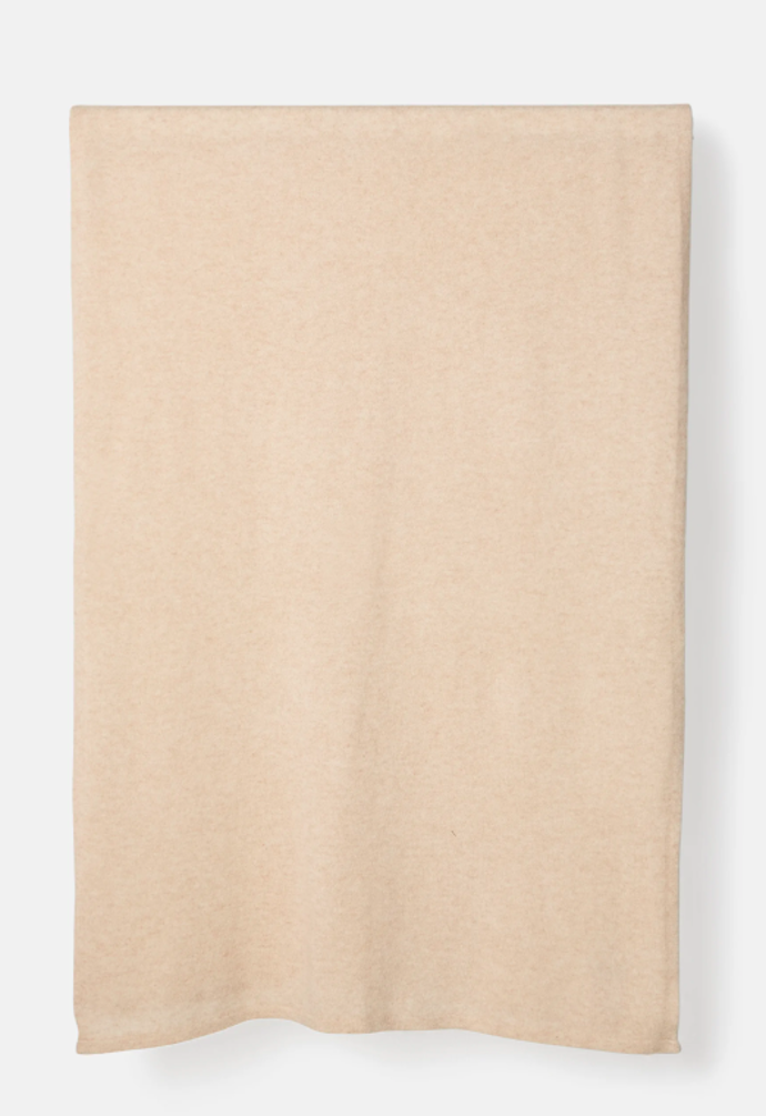 Kašmírová šála, pure cashmere, 5160 Kč
