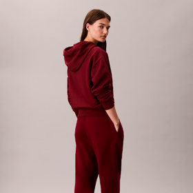 Calvin Klein 2124 Kč
Calvin Klein 2124 Kč