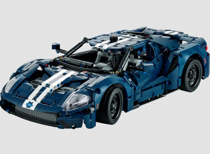 Vychutnejte si obohacující stavitelský zážitek pro dospělé s touto detailní replikou LEGO® Technic vozu 2022 Ford GT v měřítku 1:12, 2999 Kč
