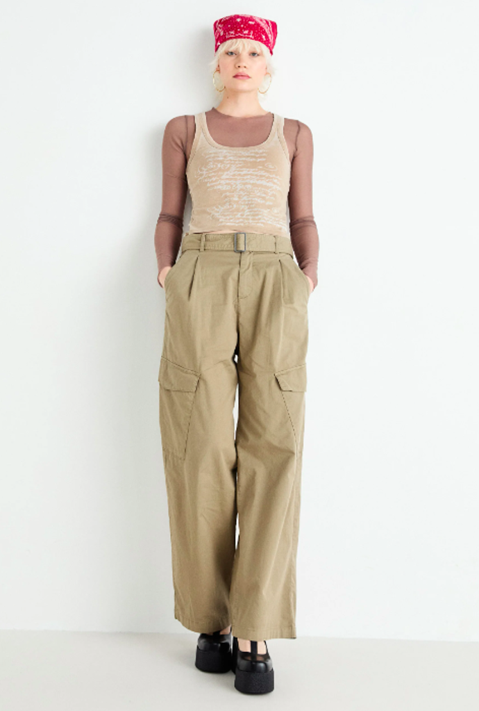 Cargo kalhoty, GAP, 1590 Kč
Cargo kalhoty, GAP, 1590 Kč