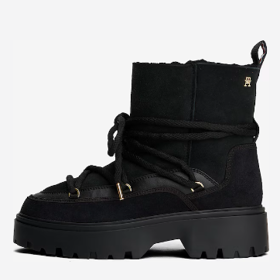 TOMMY HILFIGER 4990 Kč
