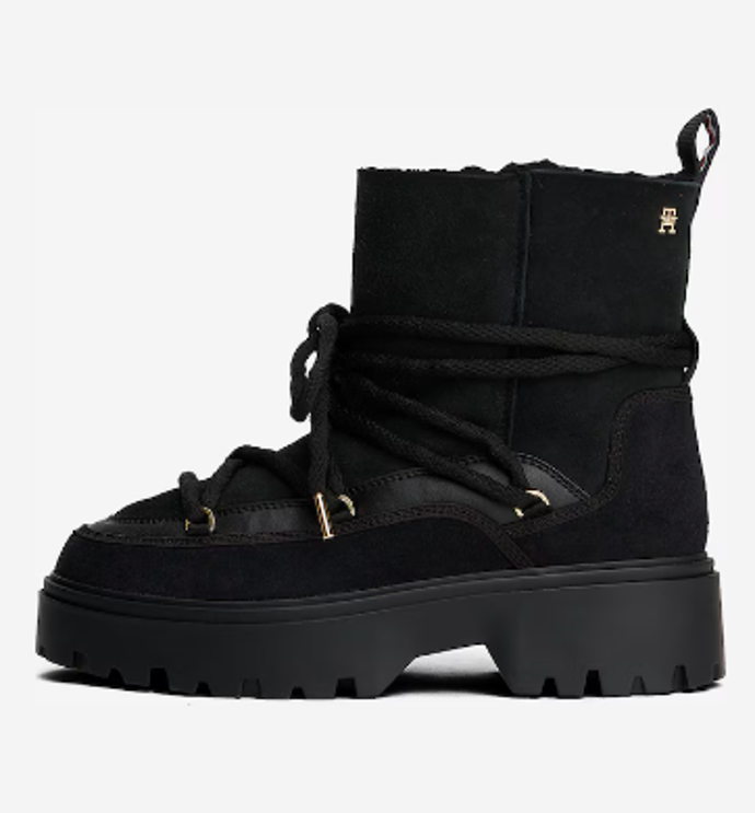 TOMMY HILFIGER 4990 Kč
