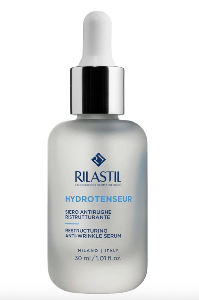Rilastil Hydrotenseur Restrukturační sérum proti vráskám 30 ml, 821 Kč

Restrukturační sérum s obsahem kyseliny hyaluronové intenzivně hydratuje a vyplňuje pleť. Redukuje vrásky, obnovuje pružnost a zanechává pleť hladkou a mladistvě zářivou.

