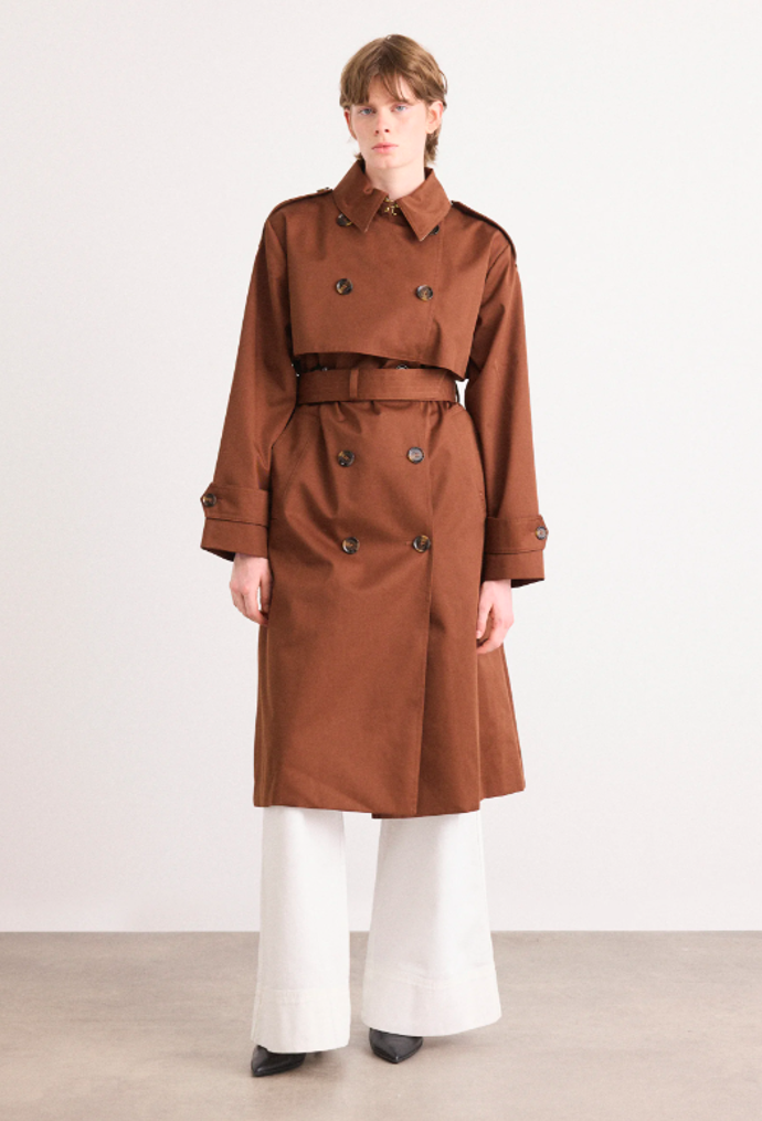 Trenčkot, Barbour, 9580 Kč
Trenčkot, Barbour, 9580 Kč