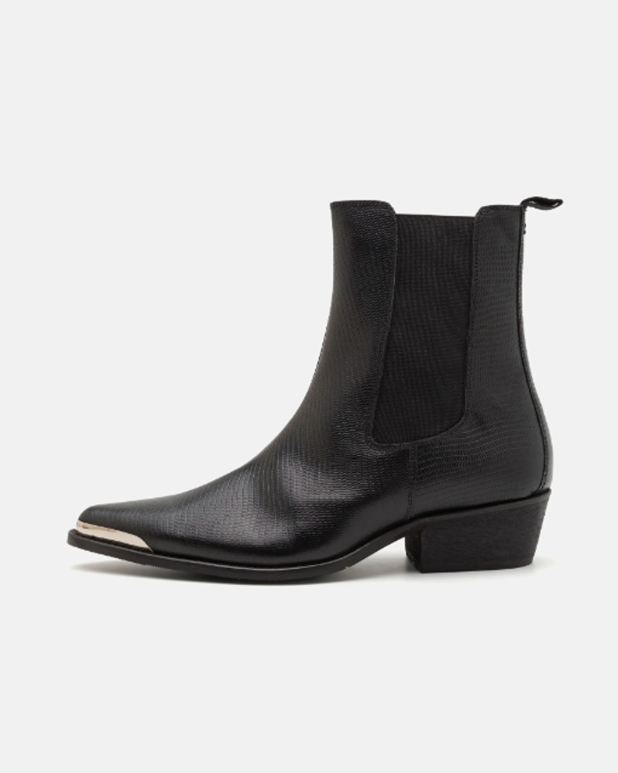 Chelsea boots, Zign, 2280 Kč
