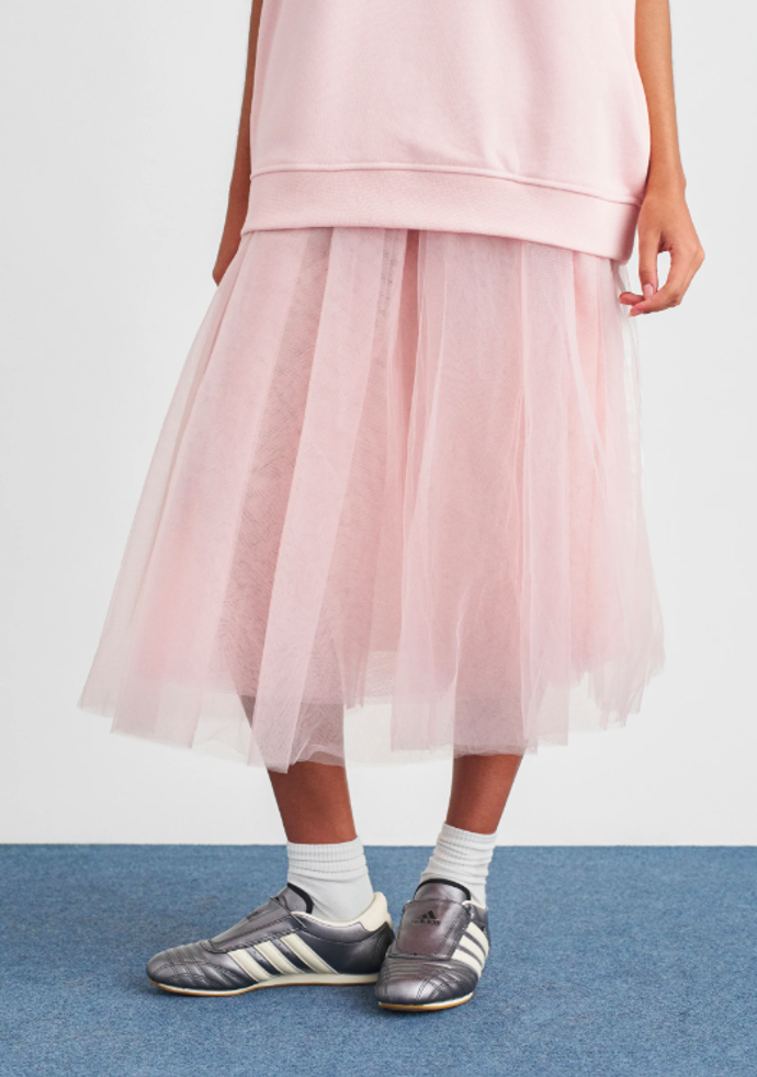 Tylová sukně, adidas Originals, 1800 Kč
Tylová sukně, adidas Originals, 1800 Kč
