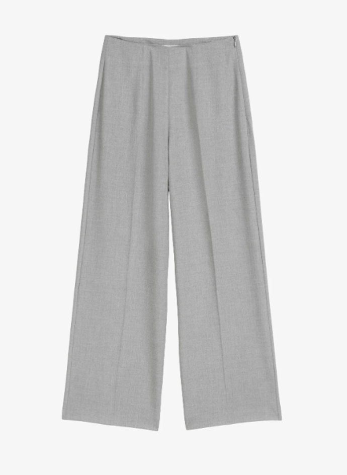 Culottes kalhoty, Marc O'Polo, 4000 Kč
Culottes kalhoty, Marc O'Polo, 4000 Kč