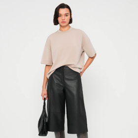 Culottes kalhoty, Selected Femme, 6117 Kč
Culottes kalhoty, Selected Femme, 6117 Kč