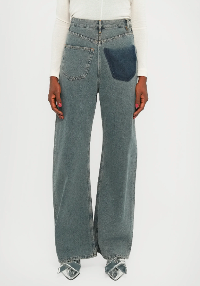 Puddle džíny, MM6 MAISON MARGIELA, 11780 Kč
Puddle džíny, MM6 MAISON MARGIELA, 11780 Kč