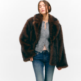 Kožíšek Monki, 2499 Kč, prodává H&M
