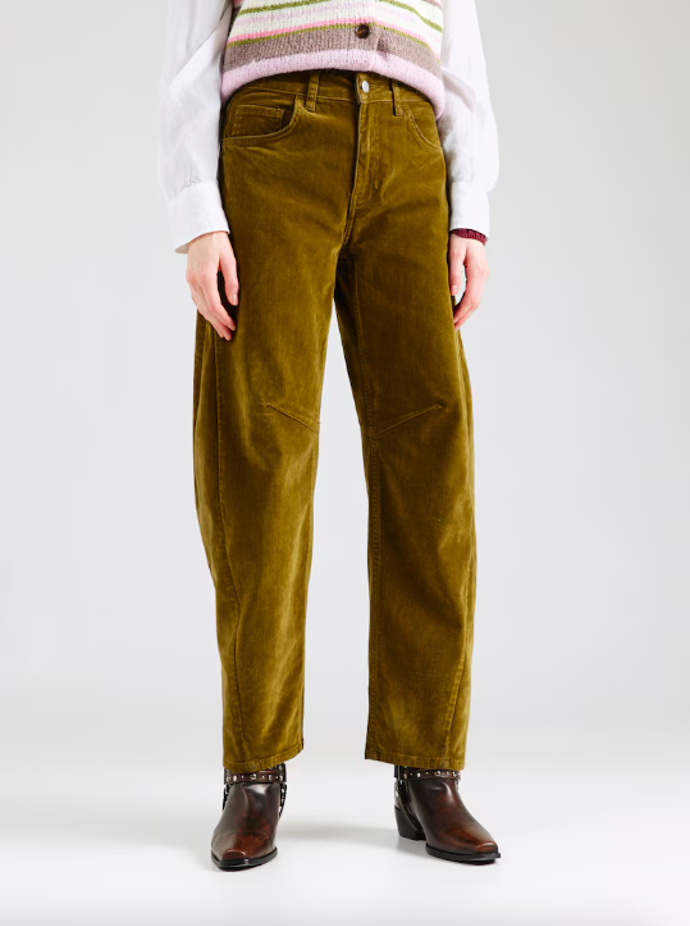 TOPSHOP 2349 Kč
TOPSHOP 2349 Kč