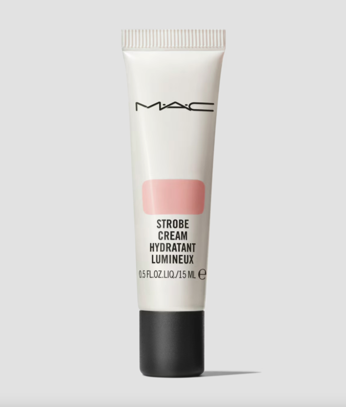 Rozjasňující krém MAC, 460 Kč (15 ml)

