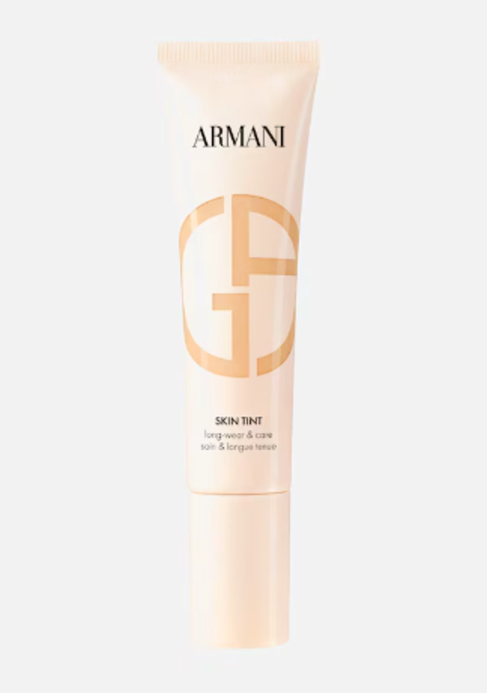 Lehký tónovací tint Giorgio Amani Luminous Silk Tint, 1 549 Kč, prodává Douglas
