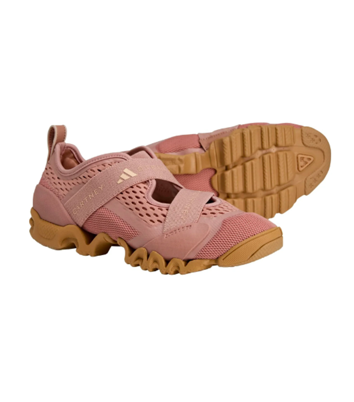 Tenisky, ADIDAS BY STELLA MCCARTNEY, 4400 Kč
Tenisky, ADIDAS BY STELLA MCCARTNEY, 4400 Kč