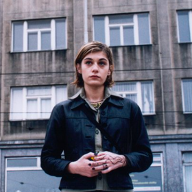 Labina Mitevska v roli Vesny ve filmu Samotáři
