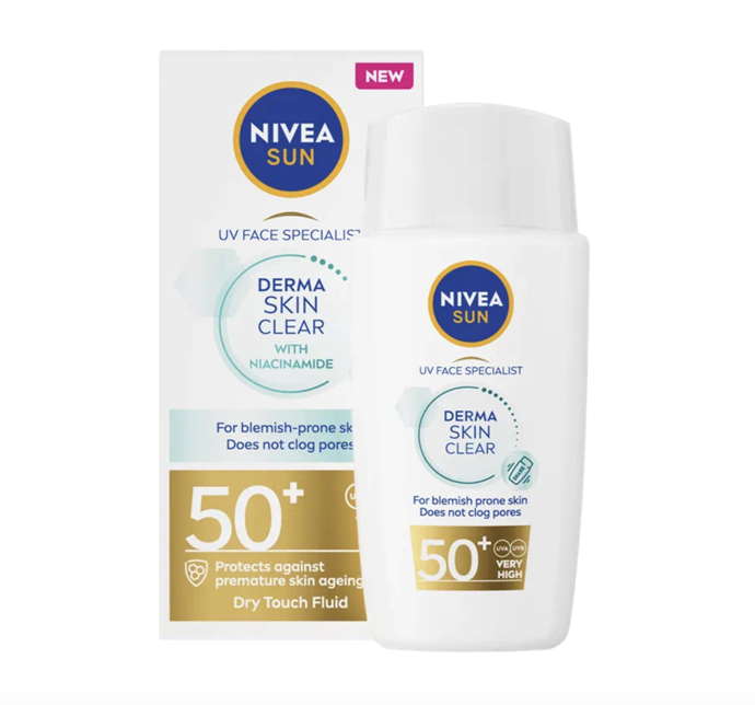Lehký krém na opalování Nivea Derma Clear Skin SPF 50+, Nivea, 399 Kč (40 ml), prodává dm drogerie
Lehký krém na opalování Nivea Derma Clear Skin SPF 50+, Nivea, 399 Kč (40 ml), prodává dm drogerie