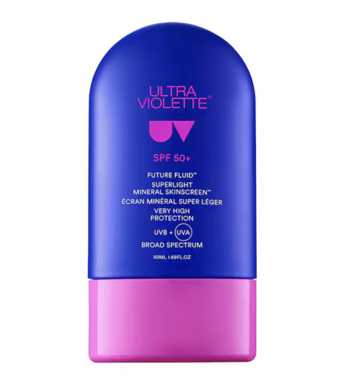 Jemný fluid s ochranným faktorem SPF 50+ obsahující vitamin E a skvalan pro ještě lepší hydrataci. 729 Kč
