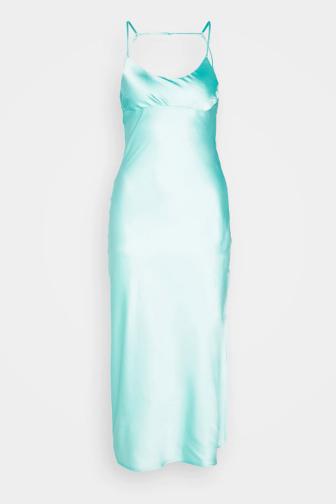 Slip dress, Neon & Nylon, 428 Kč
Slip dress, Neon & Nylon, 428 Kč