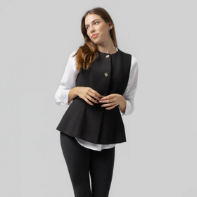 Legíny Lelosi Essential+ Noir z nylonu, 1400 Kč, prodává lelosi.cz
Legíny Lelosi Essential+ Noir z nylonu, 1400 Kč, prodává lelosi.cz