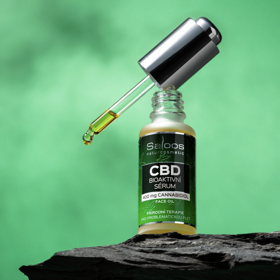 Bio olejové sérum s vysokým obsahem 400mg CBD (kanabidiolu) pro problematickou pleť s aknózními, ekzematickými projevy či lupénkou. 455 Kč
