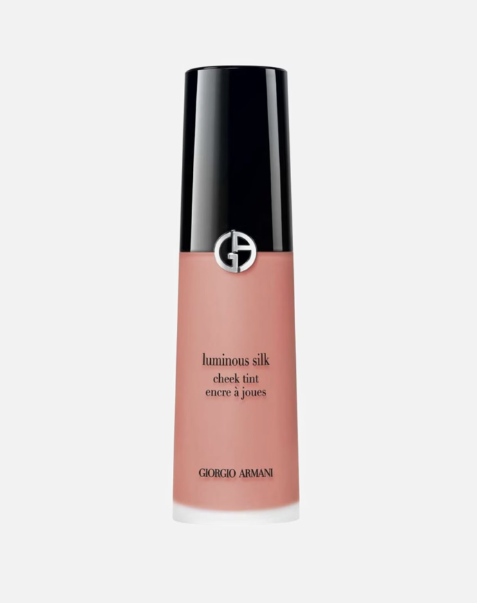 Tekutá tvářenka Luminous Silk Cheek, Giorgio Armani, odstín Rosy Peach, 1 599 Kč, prodává Douglas
Tekutá tvářenka Luminous Silk Cheek, Giorgio Armani, odstín Rosy Peach, 1 599 Kč, prodává Douglas
