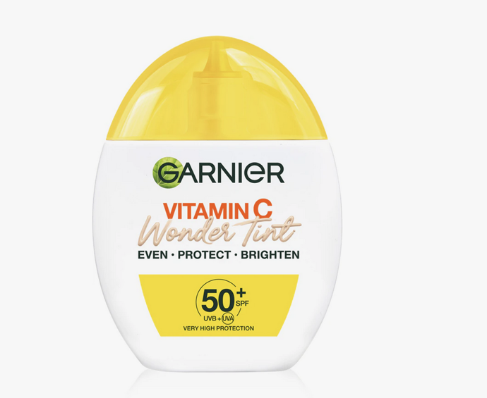 Vitamin C Wonder Tint lehký tónovací fluid SPF 50+, 360 Kč
